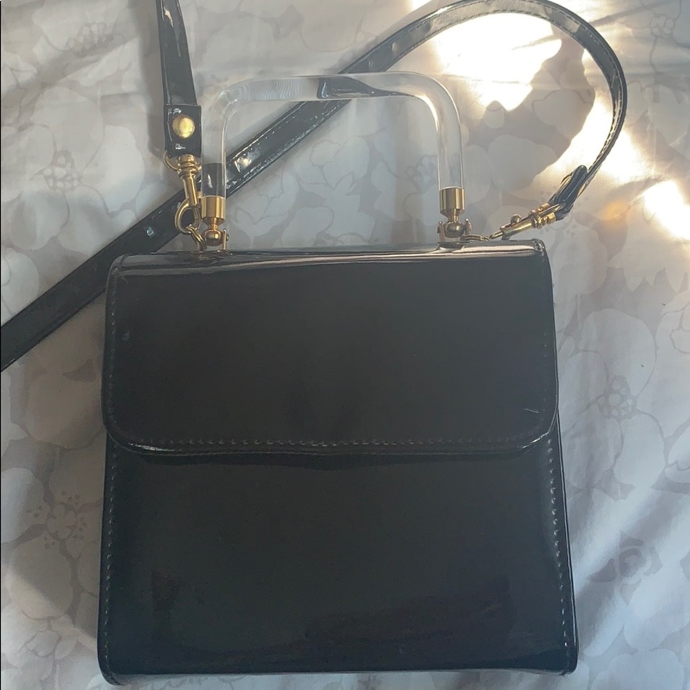 Amanda smith crossbody